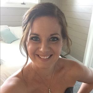 Meet your Posher, Lori